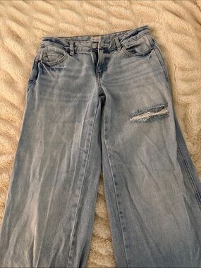 PacSun Light Blue Distressed Wide-Leg Women’s Jeans